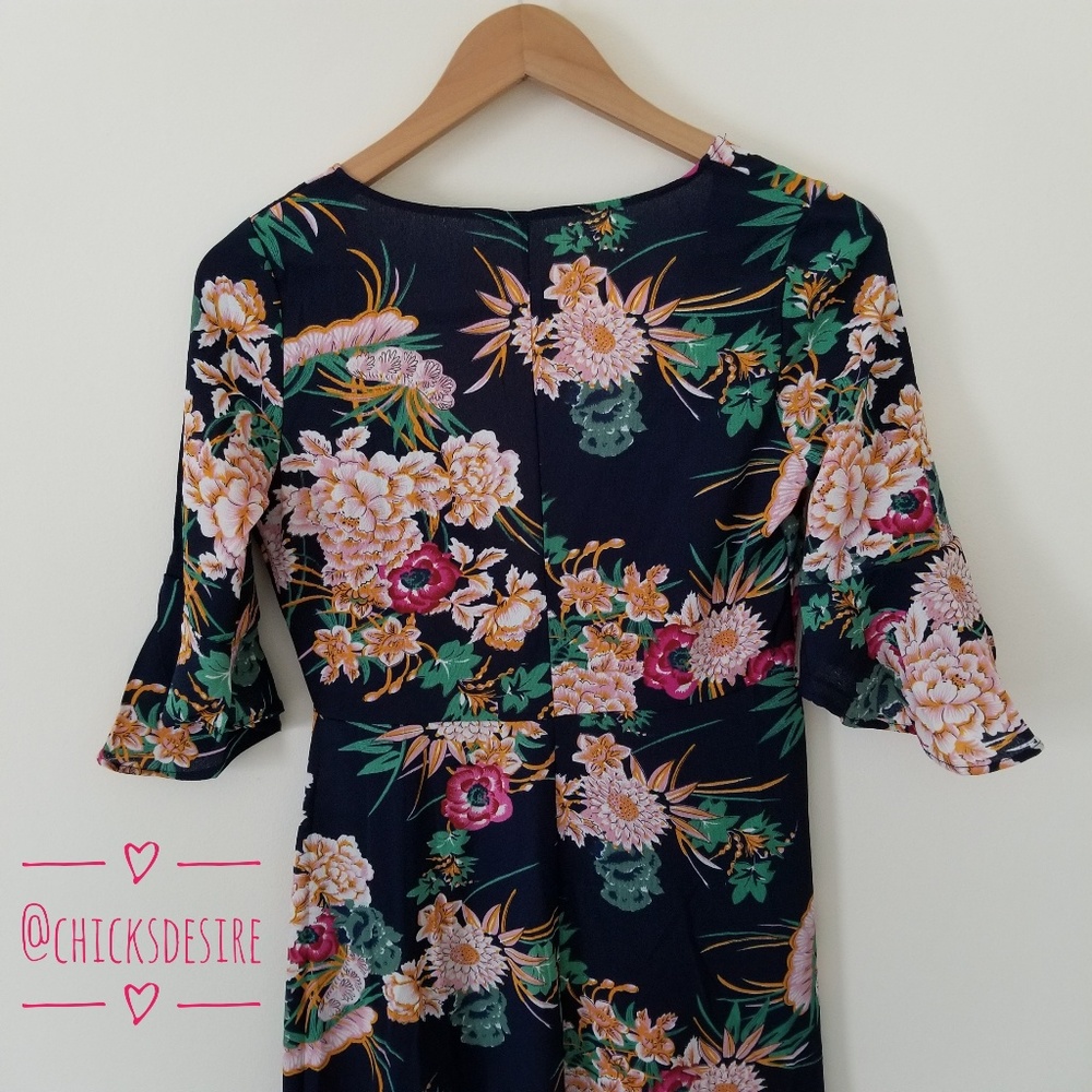 2021 Soho Floral Maxi Dress - Picture 6 of 8